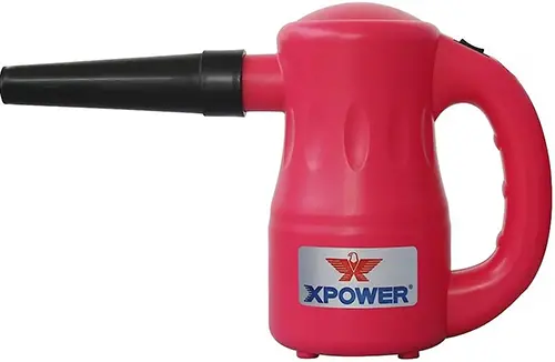 Handheld dryers for dogs